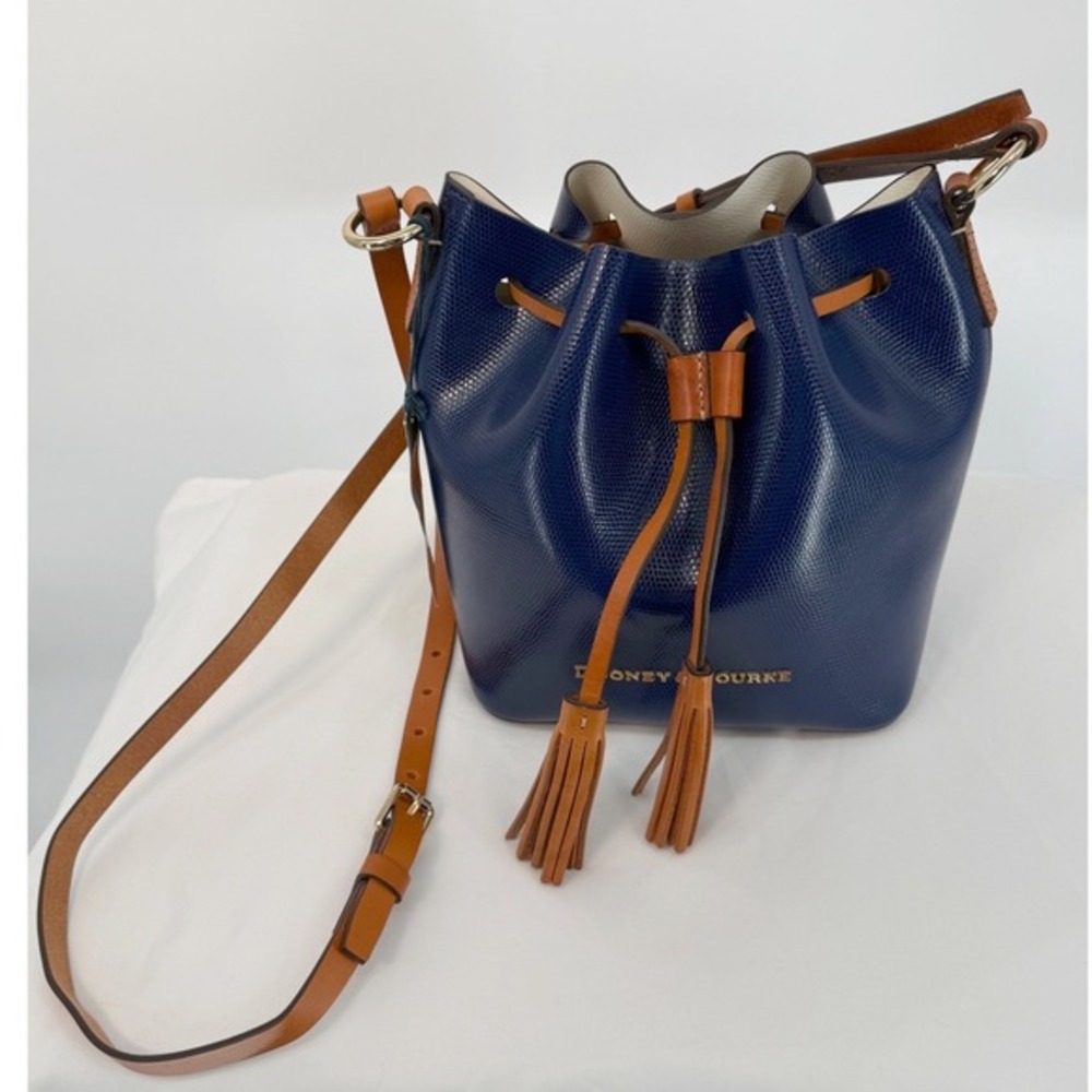 Dooney & Bourke Serena Drawstring Crossbody Blue Lizard Embossed Leather 104-29 - Picture 16 of 16